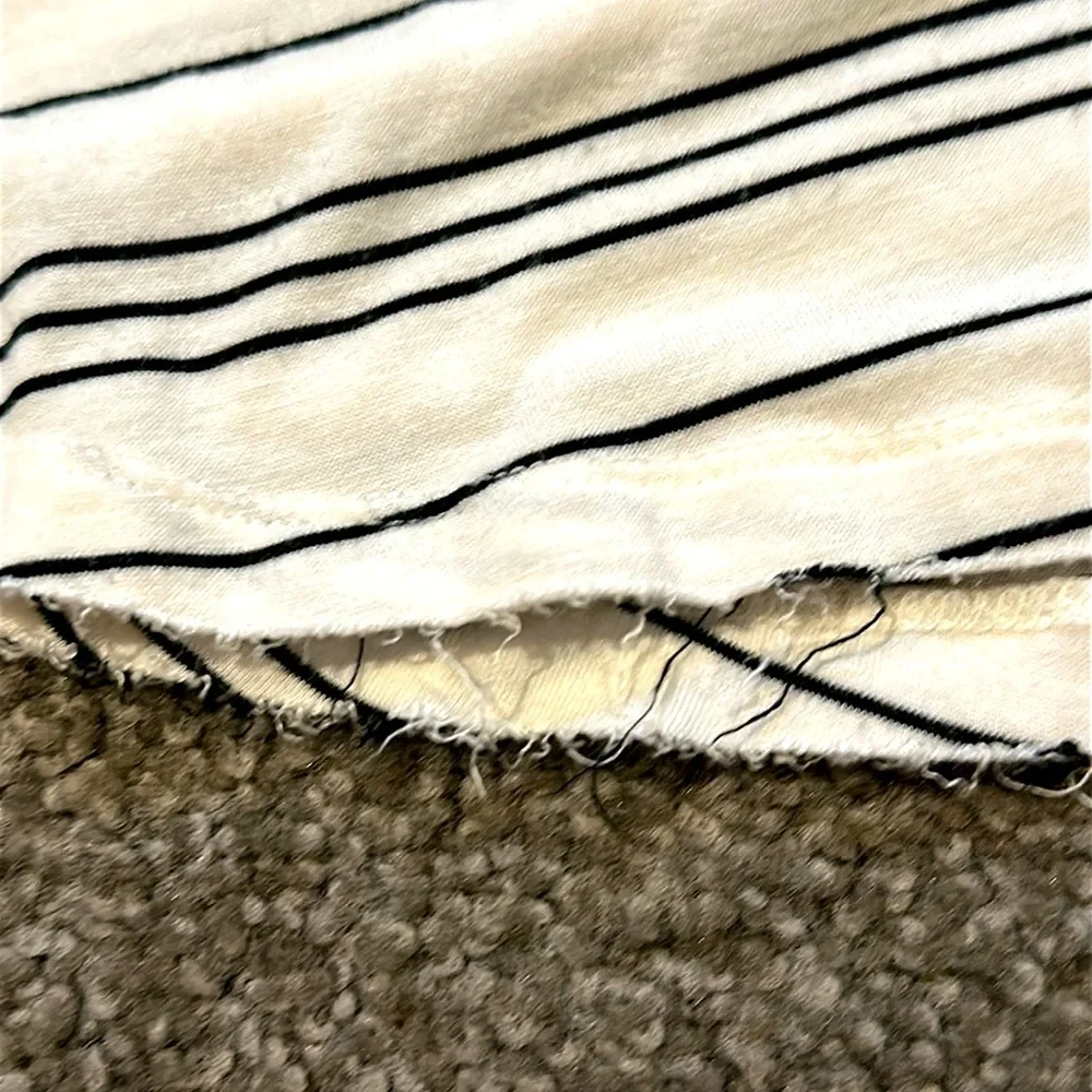 Striped Tee - Picture 5 of 7